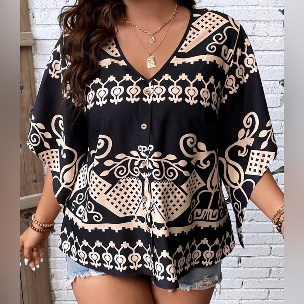 NEW 2 XL SHEIN LUNE Plus Graphic Print Batwing Sleeve Blouse